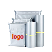 Enveloppes d'expédition en plastique imperméable gris argenté en matériau recyclé personnalisé Sacs postaux pour courrier d'expédition pour vêtements