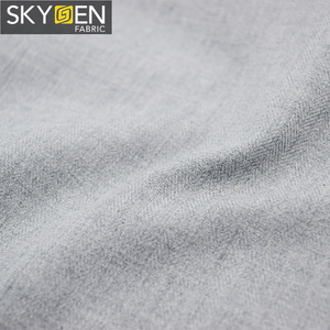 Skygen 2019 nuevo <span class=keywords><strong>color</strong></span> sólido acabado melocotón tejida 180 gsm 100% algodón de espiga camisas de tela por la yarda - Product Image 3