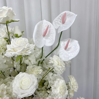 Boule de fleurs artificielles en soie de luxe 35-70 cm pour centre de table d'événements, décoration de fête, mariage et allée.