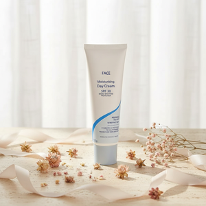 Qov <span class=keywords><strong>Crema</strong></span> Solare Idratante Giorno 125g SPF <span class=keywords><strong>30</strong></span>+ con Vitamina B3, Protegge la Pelle dai Raggi UV, Rinfrescante - Product Image 1
