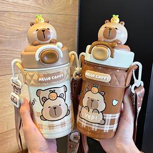 Bouteille d'eau isotherme Hello Cappy pour étudiants, marron et blanc, en acier inoxydable avec paille, rentrée scolaire 2025 - Product Image 2