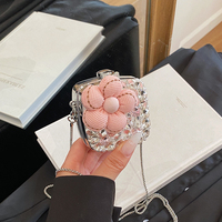 Sac bandoulière mini rigide pour femme, orné de strass étincelants et d'une fleur 3D, avec chaîne, idéal pour les soirées