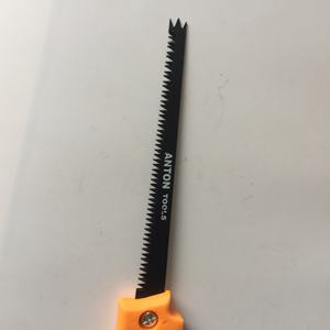 Sierra de mano industrial para el hogar, herramienta duradera para cortar madera, acero afilado 4609, 18 TPI, hoja de 590 mm, mango de plástico, 1 año de garantía - Product Image 5
