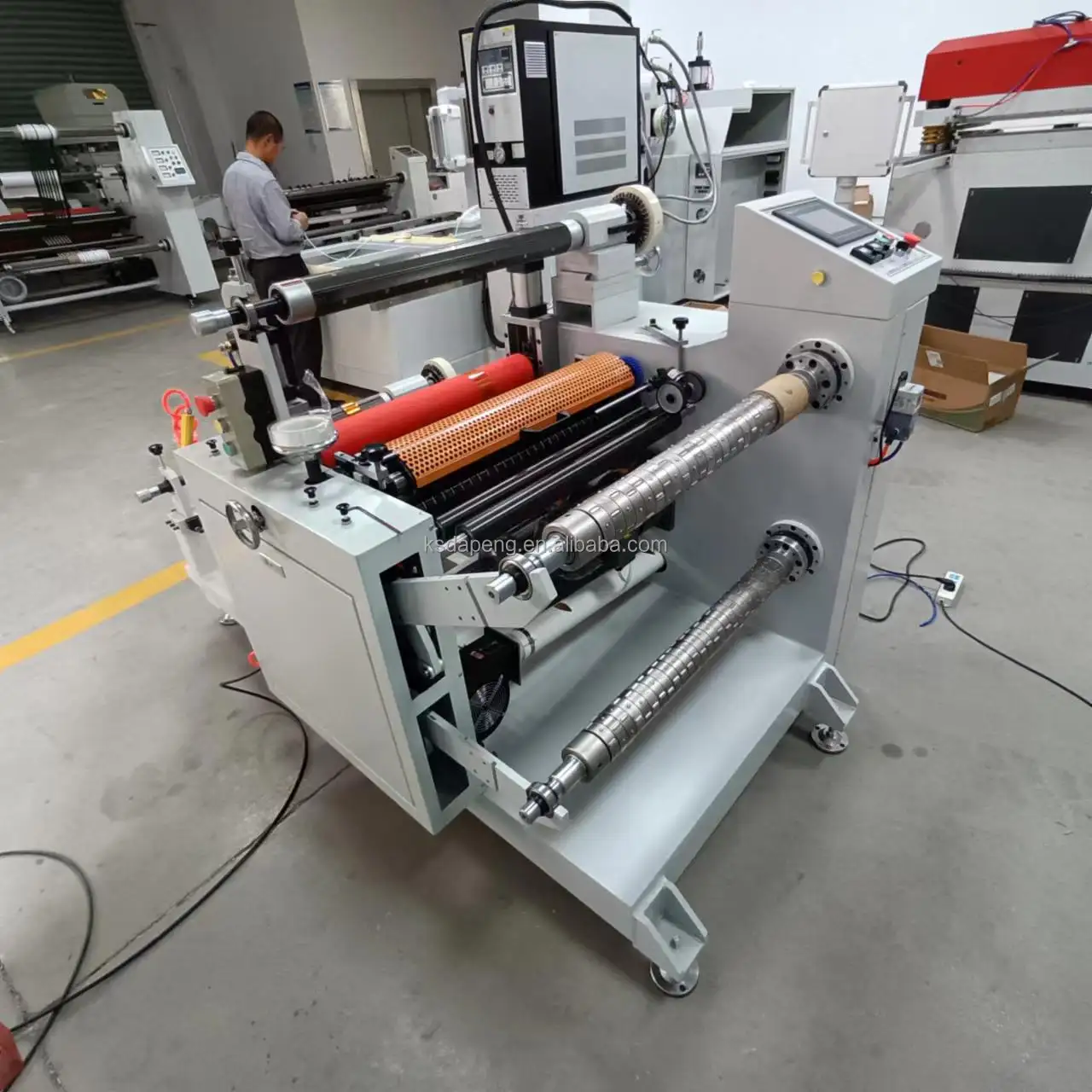 공장 공급 새로운 브랜드 슬리 팅 기계 Meltblown 슬리 팅 기계 슬리 팅 되감기 기계