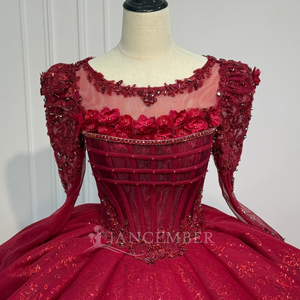 XS298 Vestido de Quinceañera Rojo Popular de Manga Larga con Corte Imperio, Cola Capilla, Apliques de Cristal y Estampado con Cuentas - Product Image 6