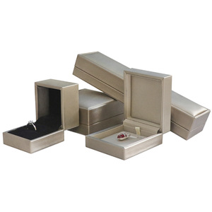 Boîte à bijoux de luxe en plastique, pour bracelets et colliers, avec emballage, cadeau - Product Image 5