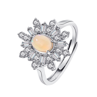 Déclaration Gemstone 925 Bijoux en argent sterling Dainty Flower Shape Anneaux en pierre d'opale naturelle pour les femmes