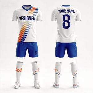 <span class=keywords><strong>Camiseta</strong></span> <span class=keywords><strong>de</strong></span> Fútbol Personalizada con Parches y Bordados para el Orgullo y la Identidad del Club Nacional, Uniforme <span class=keywords><strong>de</strong></span> Fútbol Versión Tailandesa con Diseño Retro - Product Image 1