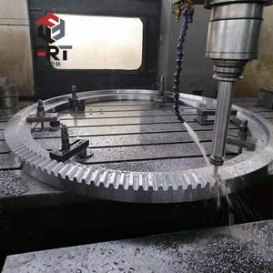 Fresadora CNC de pórtico de 4 metros para corte de engranajes, anillos dentados y cremalleras segmentadas de gran módulo para mecanizado externo - Product Image 1