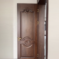 Porte intérieure en bois massif de style européen sur mesure, design sculpté à la main, porte battante peinte pour villa, chambre, appartement, hôtel