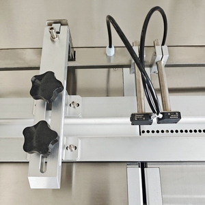 Machine d'emballage à disques inclinés avancée à grande vitesse pour les gâteaux aux flocons d'avoine, au chocolat et au nougat - Product Image 3