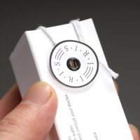 Boîte d'emballage en papier d'huile essentielle de parfum personnalisé avec logo pour l'emballage de rouge à lèvres et de vaporisateur