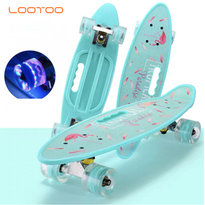 Grande planche à poisson cruiser planche de surf surface personnalisée lumière enfants peint à la main longue planche à roulettes scooter pour enfants - Product Image 3