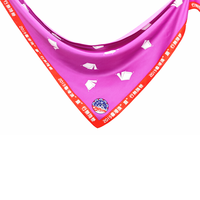 Écharpe en soie personnalisée imprimée à la main pour femme, design unique, foulard triangulaire pour événements et usage quotidien
