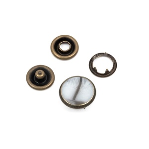 อุปกรณ์ตกแต่งเสื้อผ้าคุณภาพสูง ขนาดสั่งทำได้ ปุ่มห่วงห้าก้านชุบทองเหลือง - Product Image 4