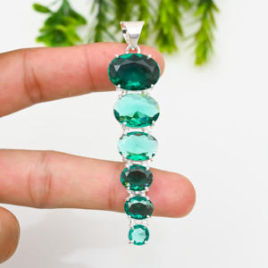 Piedra preciosa de apatita verde, piedra preciosa de diseñador chapada en plata de ley, colgante de moda hecho a mano, joyería para Unisex - Product Image 4