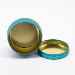 Vente en gros de 2oz 4oz 8oz Bougie <span class=keywords><strong>parfum</strong></span>ée de voyage vide ronde en métal noir <span class=keywords><strong>blanc</strong></span> <span class=keywords><strong>or</strong></span> avec cire de soja Boîte de conserve Conteneur de bougie avec couvercle - Product Image 4