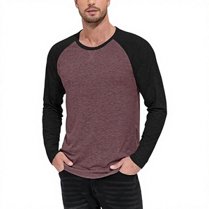 เสื้อยืดแฟชั่นสไตล์เรโทรสำหรับผู้ชาย รับผลิตแบบ OEM พร้อมสกรีนโลโก้แบรนด์ ผ้าคอตตอน 100% น้ำหนักเบา 180 GSM แขนยาวทรงแร็กแลน - Product Image 1