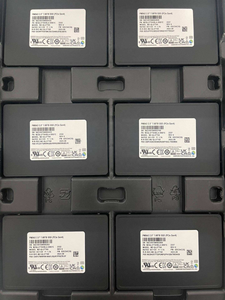SSD Internal Server Enterprise Original PM9A3 7.68TB U.2 NVMe PCIe Gen4 MZ-QL27T60 2.5 Inch untuk Pusat Data - Product Image 3