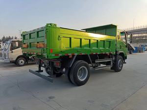 Camión Ligero HOWO Tipo Caja, Camioneta de Transporte para <span class=keywords><strong>Ropa</strong></span> y Artículos de Tienda, Camión HOWO para Distribución en Almacenes - Product Image 3