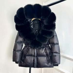 Manteau d'hiver à capuche en duvet de canard blanc personnalisé pour femmes avec veste en fourrure imperméable de style bureau à la mode pour femmes - Product Image 2