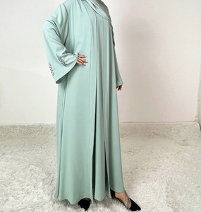Fabricant Vente Chaude Ramadan Dubaï Abaya <span class=keywords><strong>Grossiste</strong></span> Musulman Abaya Luxe Ensemble 2 Pièces Abaya Robe Musulmane Femme Avec <span class=keywords><strong>Perles</strong></span> - Product Image 3