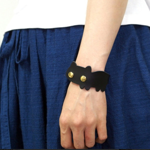 สร้อยข้อมือรูปแมวสไตล์ญี่ปุ่นสุดสร้างสรรค์ หนัง PU สร้อยข้อมือ/แหวน/กำไลรูปแมวที่มีเอกลักษณ์และเรียบง่ายสำหรับผู้ชายและผู้หญิง - Product Image 3