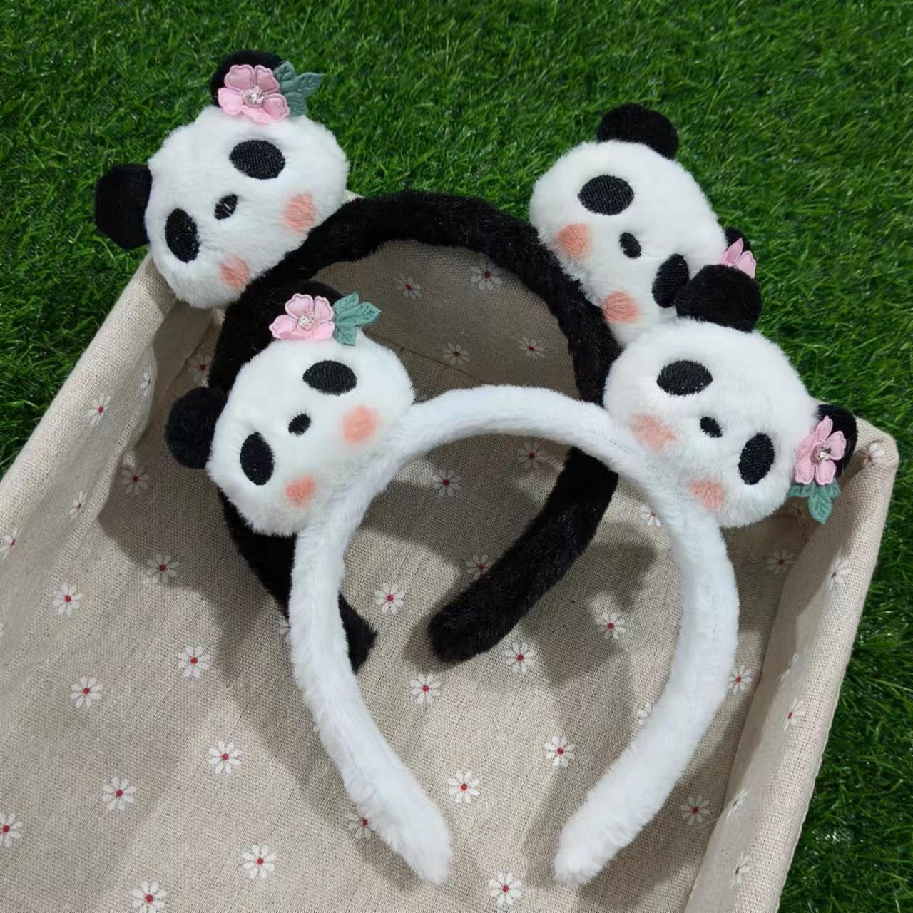Cute Panda Flower Hair Hoops Cartoon Plush Face Wash Hair Accessories Pressure Hair Clip Creative Travel Non-Slip Headwear