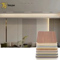 Panneaux muraux modernes imperméables écologiques en PVC avec design graphique pour la décoration intérieure des murs domestiques