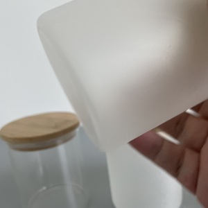 Porte-bougie en verre transparent givré de 9 oz (270 ml) pour la sublimation, avec couvercles en bambou pour impression par transfert thermique - Product Image 4