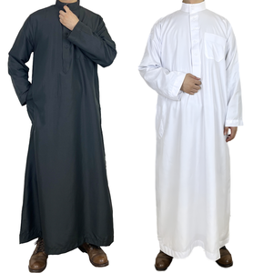 Jubba Bianco Tinta Unita All'ingrosso Stile Dubai Al Haramain Thobe Musulmano Tradizionale da Uomo per <span class=keywords><strong>la</strong></span> <span class=keywords><strong>Preghiera</strong></span> Invernale Design Arabo Personalizzato - Product Image 3