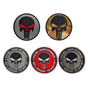 Toppe Ricamate Tonde Ecologiche in Tessuto da Cucire con Motivo Teschio Punisher Tattico - Product Image 2