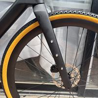 Kozo Carbonfaser Gravel Mountainbike All Mountain 700C*35C |   Aluminiumlegierungsgabel |   Hydraulische Scheibenbremsen |   13-Gang |   Unisex