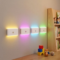 Meilleures ventes 2026 : Lampes LED portables RGB colorées à détection de mouvement pour porche, chevet, couloir et escalier