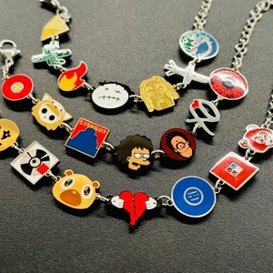 Pulsera de moda <span class=keywords><strong>Travis</strong></span> Scott: Joyería unisex versátil y colorida con temática de hip-hop, estilo Kawaii Kanye Dropouts Bear - Product Image 3