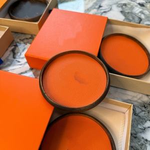 Plateau de service rond en bois écologique de haute qualité, minimaliste, pour les cadeaux de mariage et de fête - Product Image 5