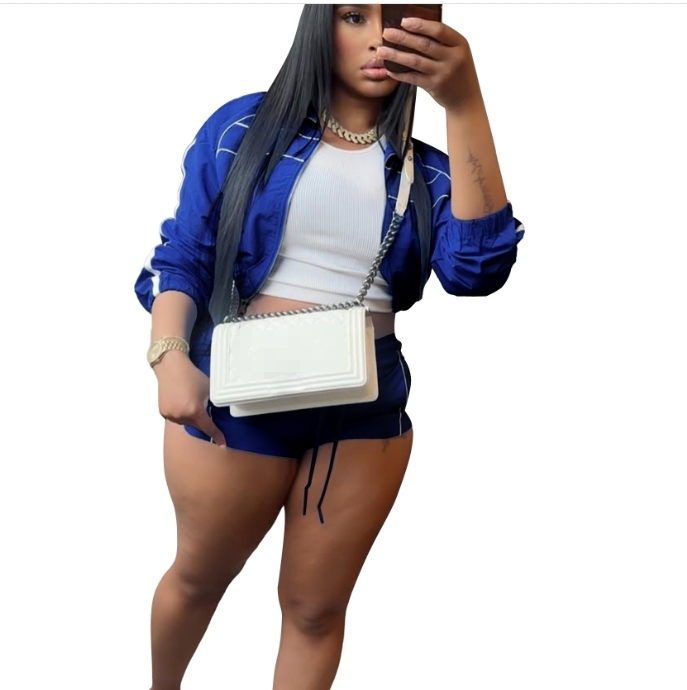 Bleu foncé