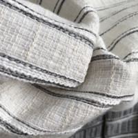 Tissu de rideau en voile transparent blanc en forme de U pour les projets de décoration intérieure comprenant des tringles à rideaux numéro de modèle-accessoires