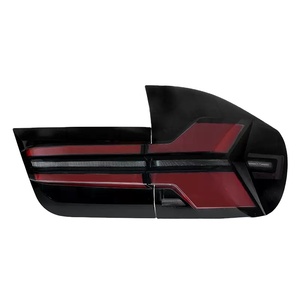 Conjunto de Luces Traseras Modificadas para BMW X5 2007-2013 - con Luz de Reversa LED y Señal de Giro Dinámica - Product Image 1