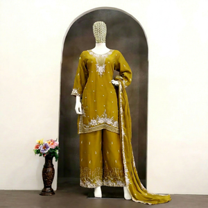 Salwar Kameez Tradicional para Mujer, de Rayón, Largo hasta el Tobillo, Corte Holgado, Bordado Verde, Estilo Étnico de India y Pakistán - Product Image 1