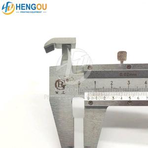 <span class=keywords><strong>Komori</strong></span> Maschinen teile Greifer Pad für <span class=keywords><strong>Komori</strong></span> <span class=keywords><strong>Sprint</strong></span> 28 - Product Image 3