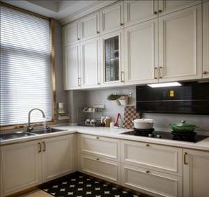 Ensemble de cuisine complet personnalisé BALOM, bois de chêne de luxe avec armoires de base avec évier et îlot de cuisine pour grands espaces - Product Image 1