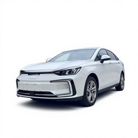 Berline électrique haute performance BEIJING EU5 2022, conduite à gauche, autonomie 600 km+, moteur 200-250 kW, 5 places, véhicule de taxi