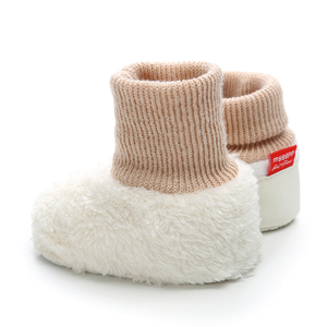 Chaussons d'hiver chauds pour bébés Chaussures de berceau en tricot doux doublé de polaire pour nourrissons et tout-petits - Product Image 4