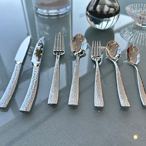 DF BC Juego de Cubiertos de Acero Inoxidable Martillado, Ecológico, Tenedor, Cuchillo y Cuchara para Bodas, Regalo de Navidad - Product Image 1