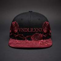 Gorras Snapback de Visera Plana con Bordado, Gorra de 5 Paneles, Gorra Trucker, Gorra de Malla con Frente de Espuma, Estilo West Coast Gótico Chicano Urbano Streetwear, Venta al por Mayor