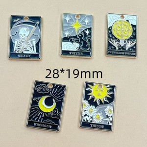 Charme de la mort, du soleil, de la lune et des étoiles pour la fabrication de bijoux, pendentif en émail pour collier, porte-clés, accessoires, fournitures de bricolage - Product Image 2