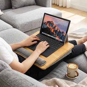 <span class=keywords><strong>Coussin</strong></span> d'oreiller de bureau en bambou Support portable en bambou pour ordinateur portable avec fente pour <span class=keywords><strong>tablette</strong></span> téléphone <span class=keywords><strong>Plateau</strong></span> de bureau léger pour ordinateur portable - Product Image 1
