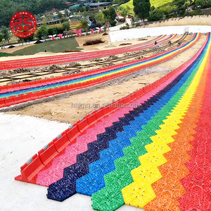 Toboggan Arc-en-ciel pour Parc d'Attractions, modèle 147 square, avec Anneau Gonflable Arc-en-ciel 60 et Toboggan Arc-en-ciel en Plastique - Product Image 4