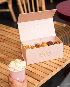 صندوق مغناطيسي عالي الجودة مخصص للطباعة بدرجة غذائية لتغليف الوجبات الخفيفة والبسكويت والكعك والمخبوزات - Product Image 3